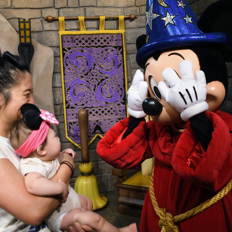 How to Nurse your Infant at Walt Disney World