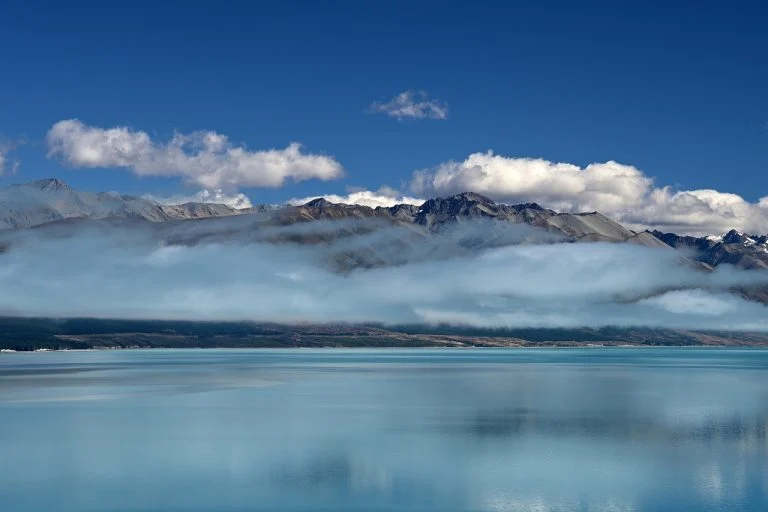 lake-pukaki-alpine-lake-new-zealand-7323302-768x512