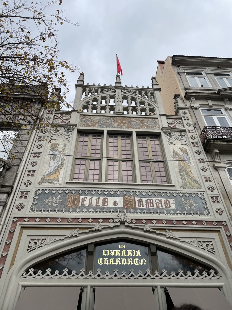 The front of the Livraria Lello