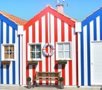 aveiro, colored houses, portugal-1786793.jpg